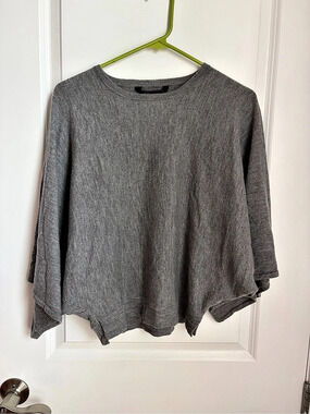 BCBGMAXAZRIA Gray Merino Wool Draped Sweater Size Small